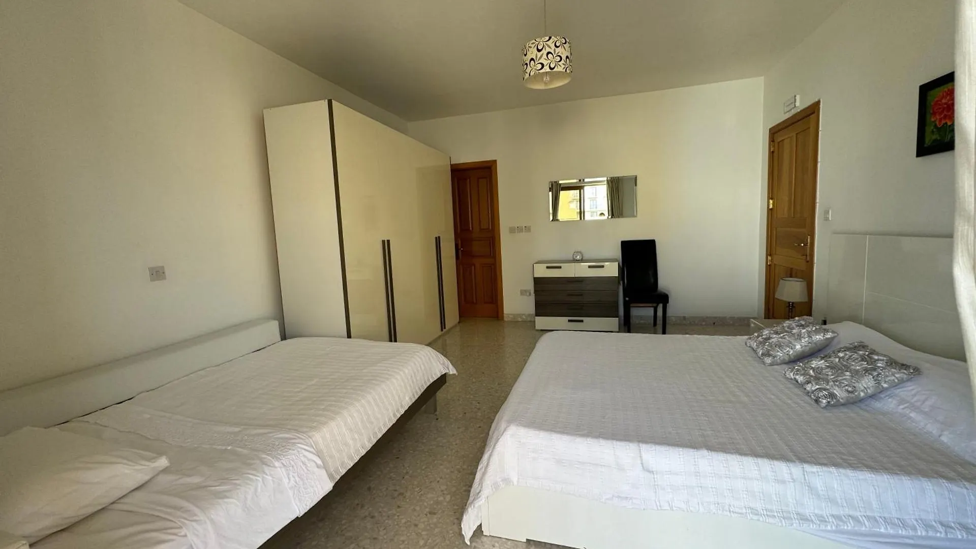 Sea View 2 Bedroom Apartment Sliema Malta