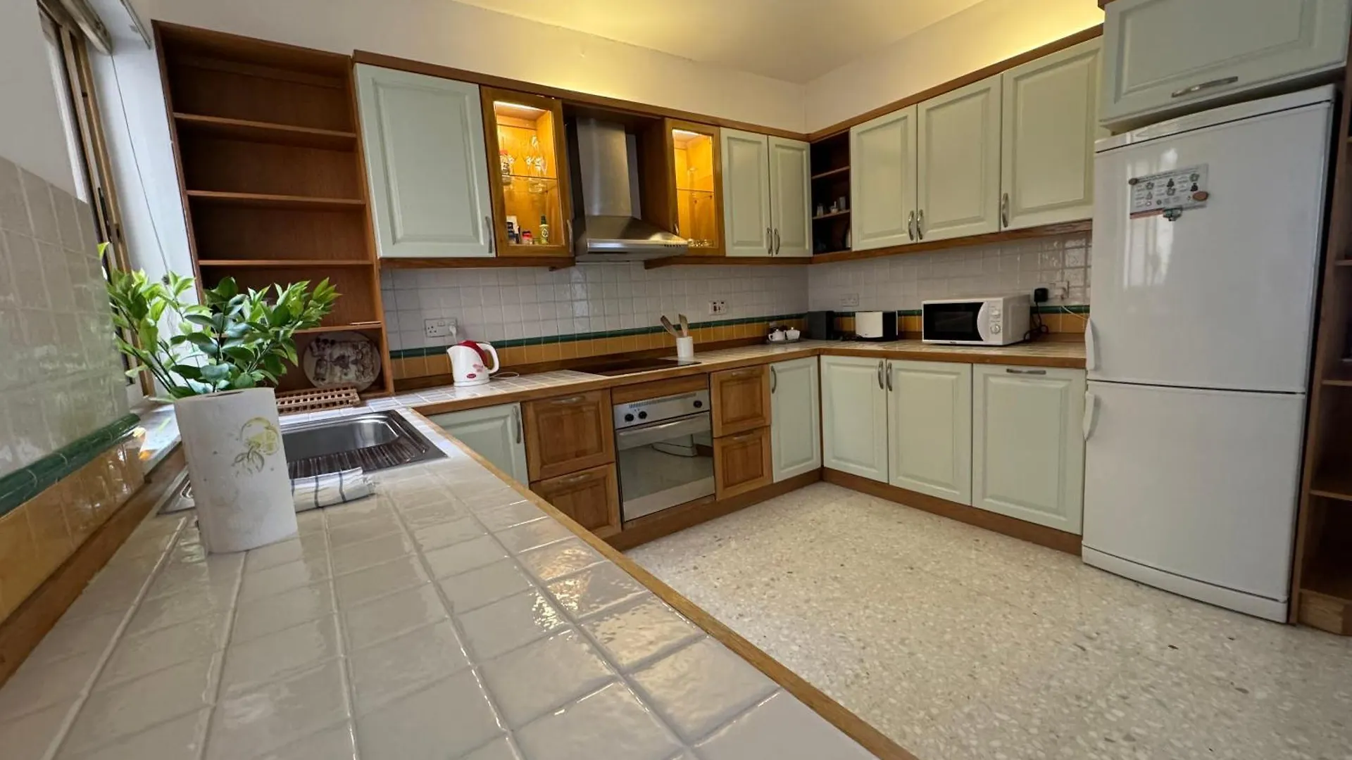 Sea View 2 Bedroom Apartment Sliema